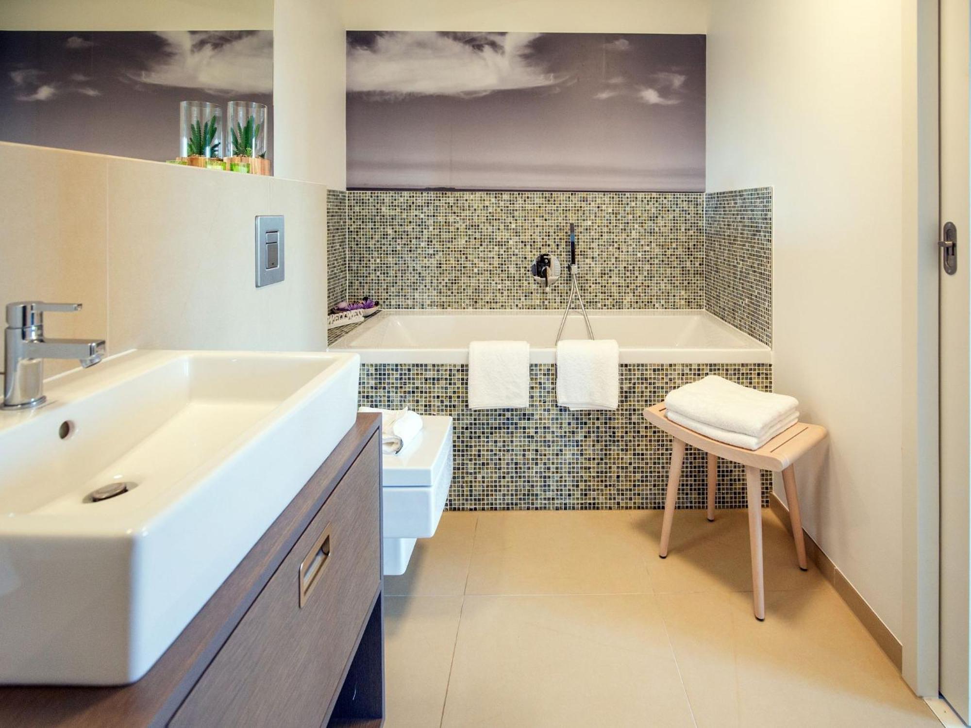 Duenenresidenz Prora - Ferienwohnung Mit Meerblick, 2 Schlafzimmern, Sauna Und Balkon Np-404 Binz Extérieur photo